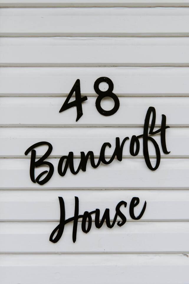Bancroft House On Scenic Golf Course